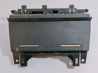 bontott AUDI A4 B7 Első Hamutartó