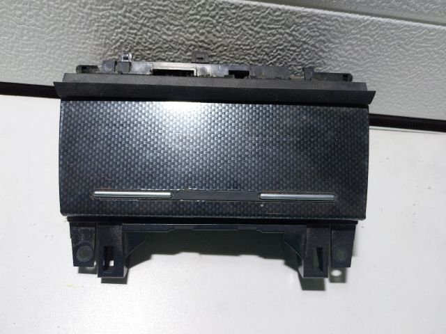 bontott AUDI A4 B7 Első Hamutartó