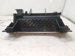 bontott AUDI A4 B7 Első Hamutartó