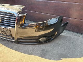 bontott AUDI A4 B7 Első Lökhárító (Részeivel)