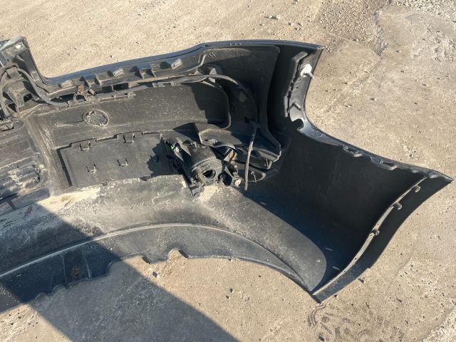 bontott AUDI A4 B7 Első Lökhárító (Részeivel)