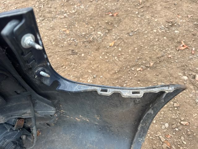 bontott AUDI A4 B7 Első Lökhárító (Részeivel)