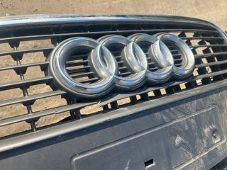 bontott AUDI A4 B7 Első Lökhárító (Részeivel)