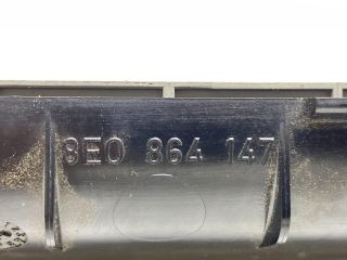 bontott AUDI A4 B7 Első Tároló Rekesz Fedél