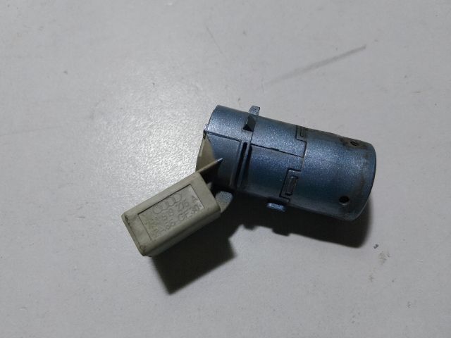 bontott AUDI A4 B7 Első Tolatóradar Fej