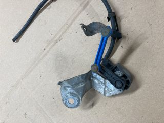 bontott AUDI A4 B7 Első Xenon Szintszabályzó Jeladó