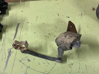 bontott AUDI A4 B7 Első Xenon Szintszabályzó Jeladó