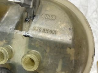bontott AUDI A4 B7 Fékfolyadék Tartály