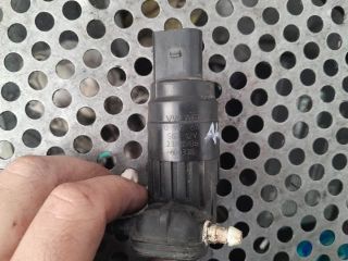 bontott AUDI A4 B7 Fényszórómosó Szivattyú