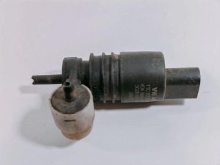 bontott AUDI A4 B7 Fényszórómosó Szivattyú