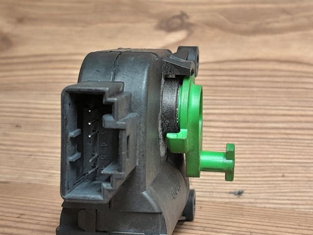 bontott AUDI A4 B7 Fűtés Állító Motor