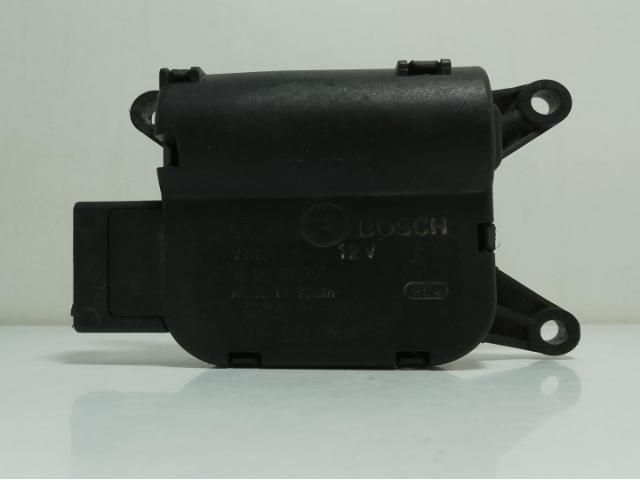 bontott AUDI A4 B7 Fűtés Állító Motor