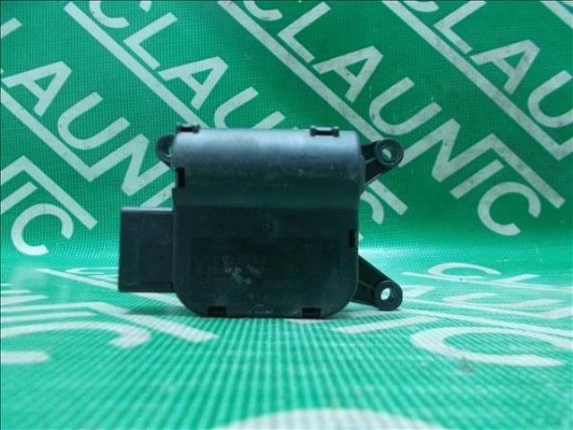 bontott AUDI A4 B7 Fűtés Állító Motor