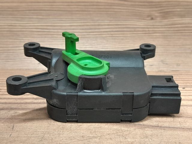 bontott AUDI A4 B7 Fűtés Állító Motor