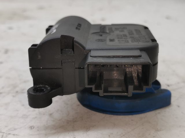 bontott AUDI A4 B7 Fűtés Állító Motor