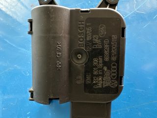bontott AUDI A4 B7 Fűtés Állító Motor