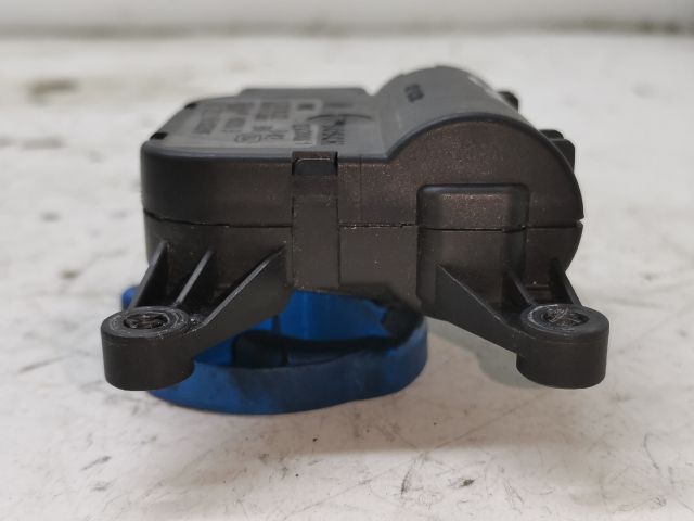 bontott AUDI A4 B7 Fűtés Állító Motor