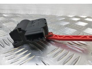 bontott AUDI A4 B7 Fűtés Állító Motor