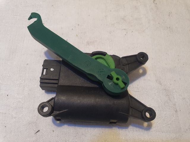 bontott AUDI A4 B7 Fűtés Állító Motor