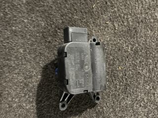 bontott AUDI A4 B7 Fűtés Állító Motor