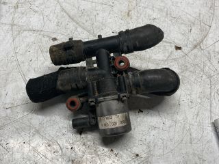 bontott AUDI A4 B7 Fűtéscsap