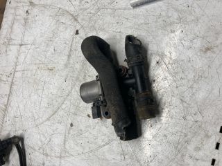 bontott AUDI A4 B7 Fűtéscsap