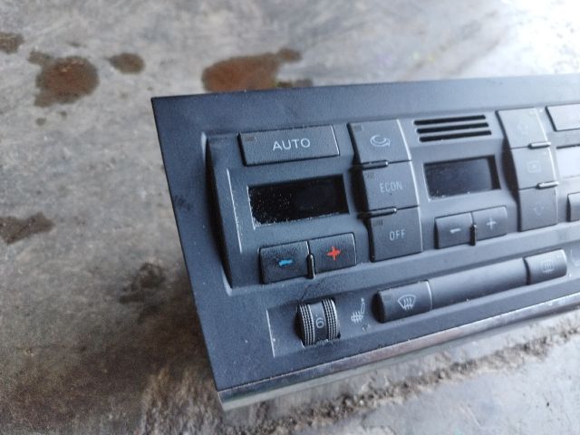 bontott AUDI A4 B7 Fűtéskapcsoló (digit klímás)