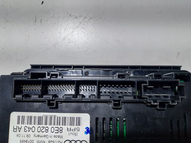 bontott AUDI A4 B7 Fűtéskapcsoló (digit klímás)