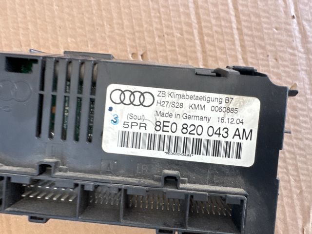bontott AUDI A4 B7 Fűtéskapcsoló (digit klímás)