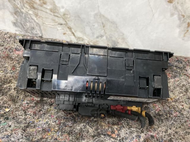 bontott AUDI A4 B7 Fűtéskapcsoló (digit klímás)