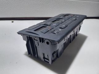 bontott AUDI A4 B7 Fűtéskapcsoló (digit klímás)