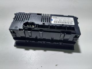 bontott AUDI A4 B7 Fűtéskapcsoló (digit klímás)