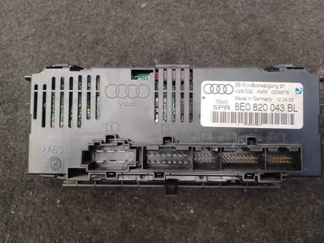 bontott AUDI A4 B7 Fűtéskapcsoló