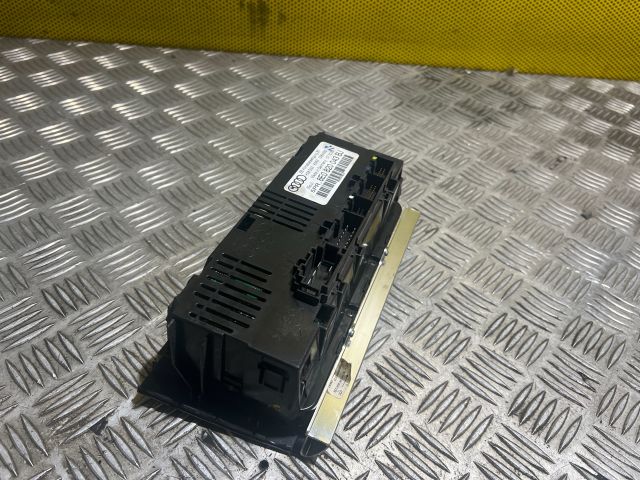 bontott AUDI A4 B7 Fűtéskapcsoló