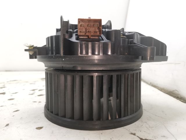 bontott AUDI A4 B7 Fűtőmotor (Klímás)