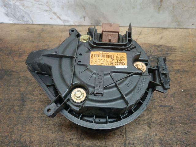 bontott AUDI A4 B7 Fűtőmotor (Klímás)