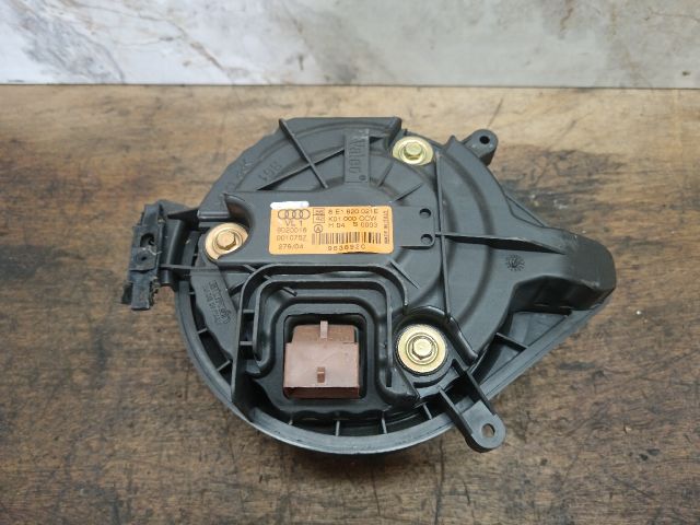 bontott AUDI A4 B7 Fűtőmotor (Klímás)