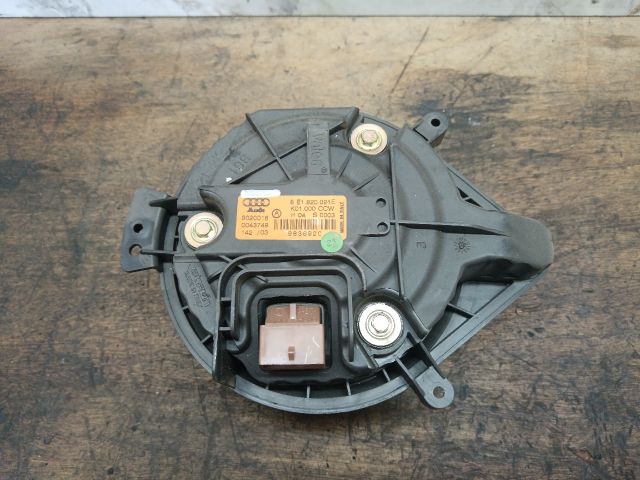 bontott AUDI A4 B7 Fűtőmotor (Klímás)