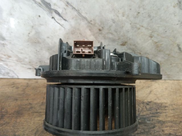 bontott AUDI A4 B7 Fűtőmotor (Klímás)