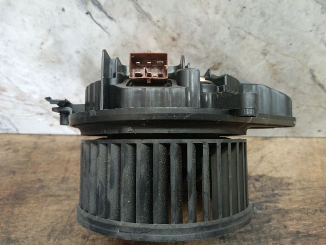 bontott AUDI A4 B7 Fűtőmotor (Klímás)