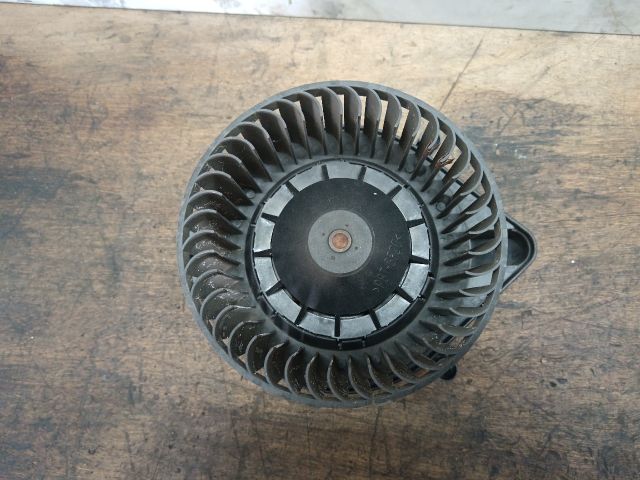 bontott AUDI A4 B7 Fűtőmotor (Klímás)