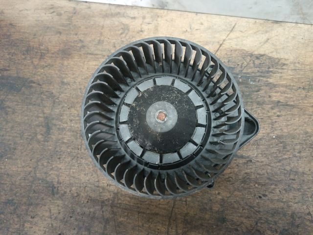 bontott AUDI A4 B7 Fűtőmotor (Klímás)