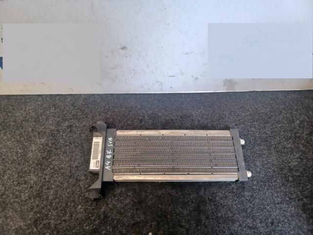 bontott AUDI A4 B7 Fűtőradiátor (Elektromos)