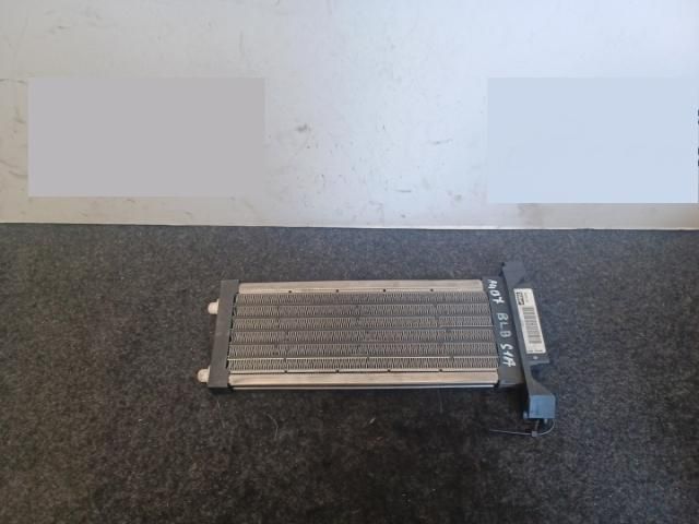 bontott AUDI A4 B7 Fűtőradiátor (Elektromos)