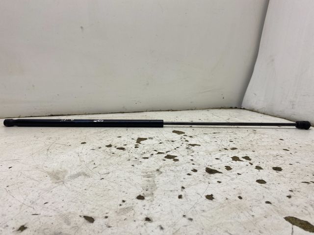 bontott AUDI A4 B7 Gázrugós Kitámasztó Teleszkóp Motorháztető Bal