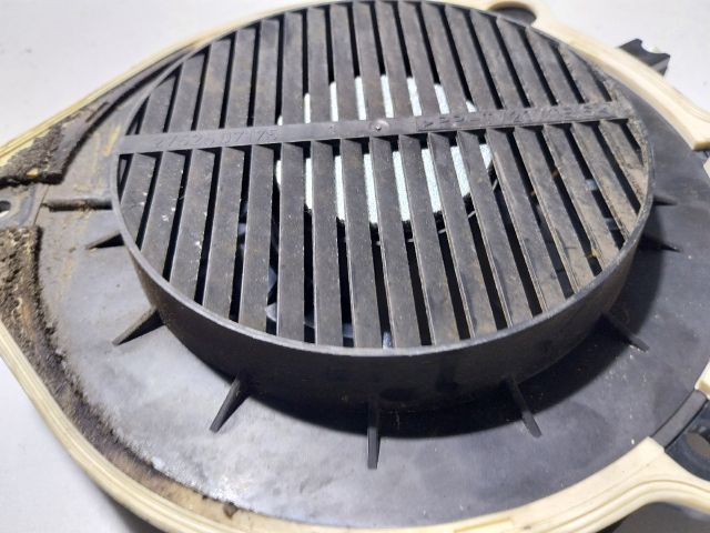 bontott AUDI A4 B7 Hangszóró (Pozíciófüggetlen)