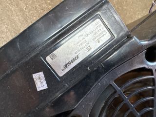 bontott AUDI A4 B7 Hangszóró Szett