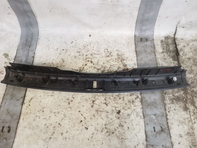 bontott AUDI A4 B7 Hátfal Burkolat