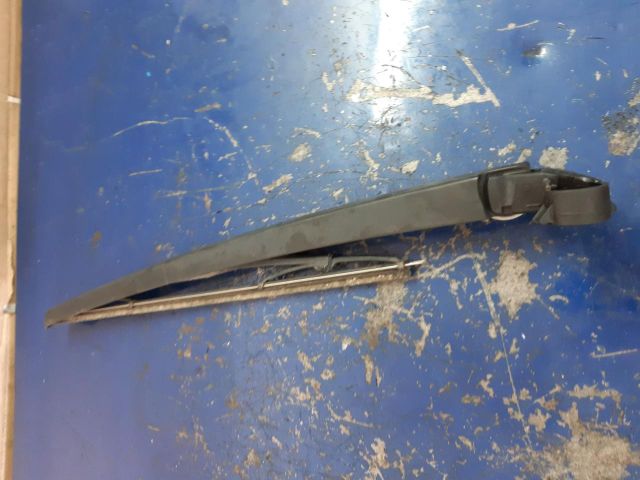 bontott AUDI A4 B7 Hátsó Ablaktörlő Kar