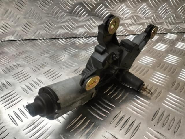 bontott AUDI A4 B7 Hátsó Ablaktörlő Motor